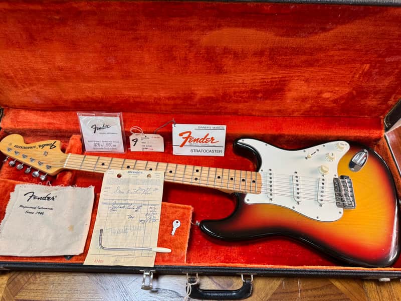 1971 Fender Stratocaster Sunburst RARE All Original Collectors Guitar - Excellent