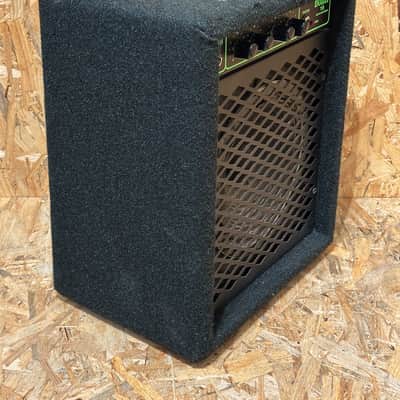 Pre Owned Trace Elliot Boxer 15 Bass Combo image 2