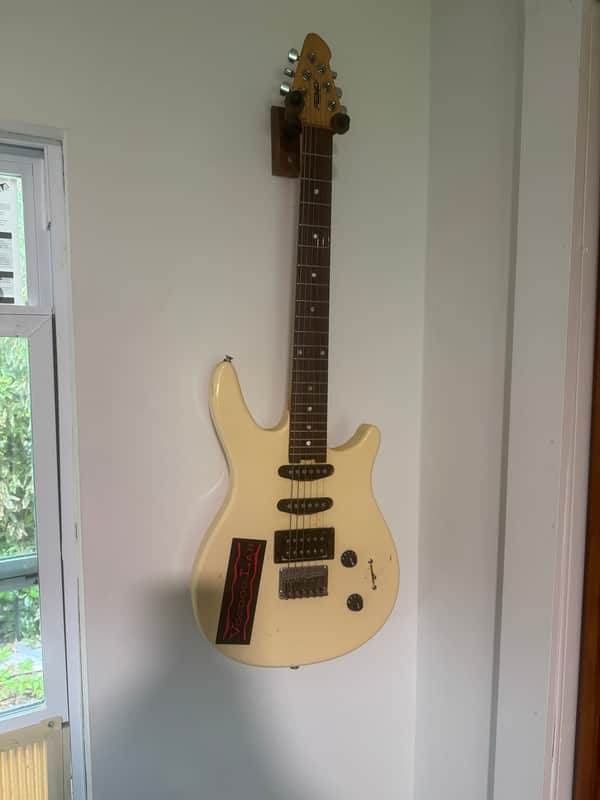 Peavey Firenza 1990’s - White image 1