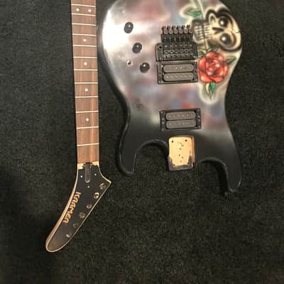 Kramer Pacer 1985 Klein graphic black skull and rose image 4