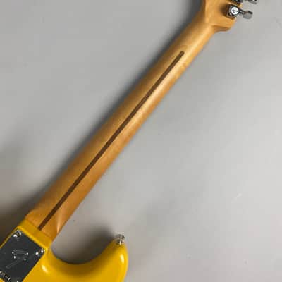 Fender Player II Modified - Strat Stratocaster Yellow Sunshine Vibrant colored !Noiseless pickups... image 7