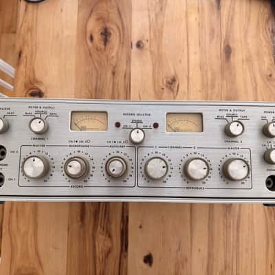 Magnecord 1024 1/4 stereo/dual mono tape-recorder/replicator image 3