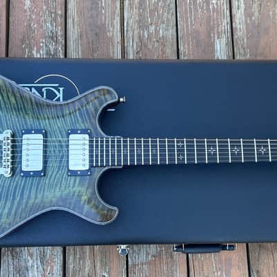 Knaggs Keya 2022 - Green Burst image 4