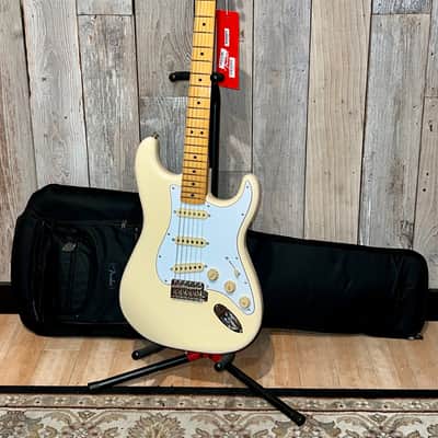 Fender Jimi Hendrix Stratocaster - Olympic White with Maple Fingerboard, In Stock ,Ships Ultra Fast, So Support Small Business & Buy It here ! image 17