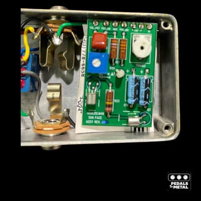 Analogman Sun Face BC108 (9V Adapter Hole Drilled) - X20501 image 5