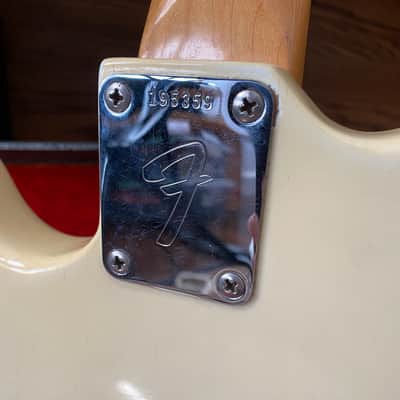 Fender Mustang - 1966 - Olympic White - All Original w/OHSC image 11