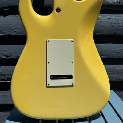 Tom Anderson Guitarworks Icon Classic 2025 - Mellow Yellow image 8