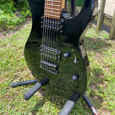 ESP LTD M-107 - Black 7 string image 2