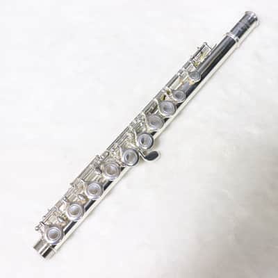 YAMAHA YFL-211SII Flute [319279] (07/14) image 6
