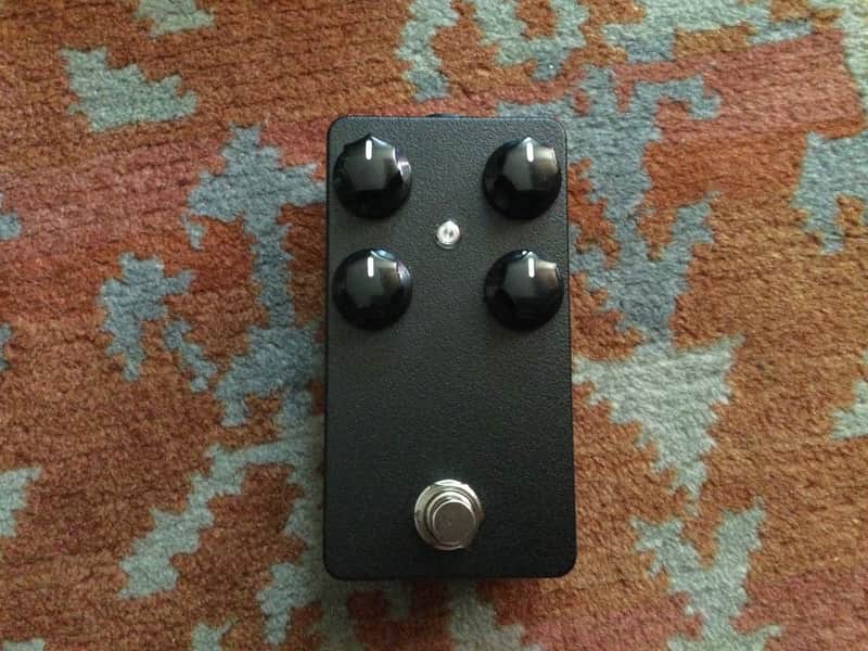 Dazatronyx Black Russian Muff Fuzz image 1