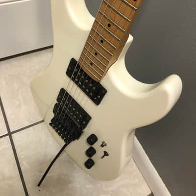 Kramer Pacer Reissue Electric Guitar w/Floyd Rose Tremolo System 1980s image 3