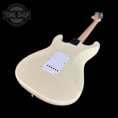 Fender Custom Shop 1968 Stratocaster DLX Closet Classic Maple Neck Aged Vintage White w/case CZ578539 image 7