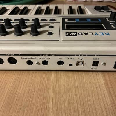 Arturia KeyLab 49 MIDI Controller 2013 - 2017 - White image 3