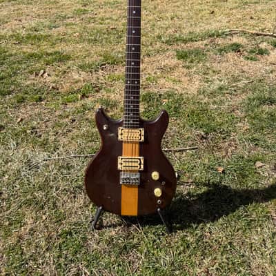 Vantage VS600 1979 - Maple and walnut image 1