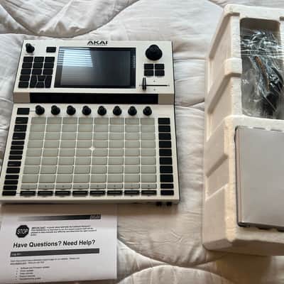 Akai Force Standalone Music Production / DJ Performance System 2020 - White image 2
