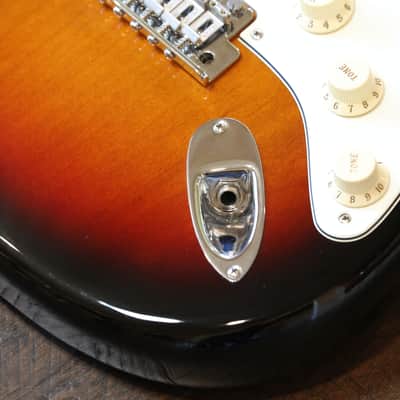 MINTY! 2016 Fender Limited Edition American Standard Stratocaster 3-Color Sunburst w/ Solid Rosewood Neck + OHSC image 4