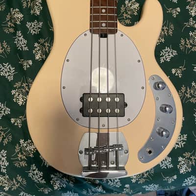 Sterling SUB StingRay Ray4 2018 - Present - Vintage Cream image 2