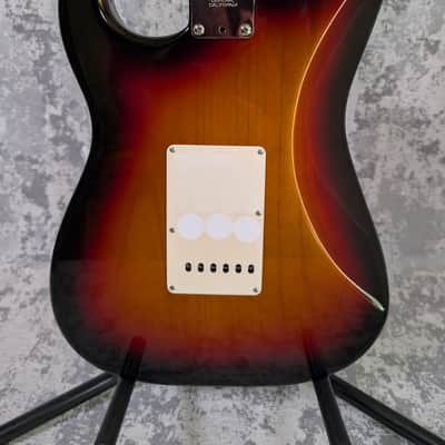 Fender American Standard Stratocaster 2012 - 3-Color Sunburst image 8