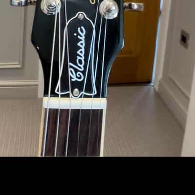 Gibson Les Paul Classic 2021 - Ebony *BOXED* image 3
