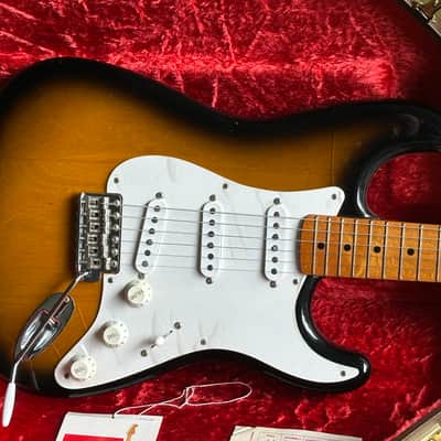 1994 Fender Stratocaster 1954 Reissue 40th Anniversary with 2 Cases Serial# 1905 image 2