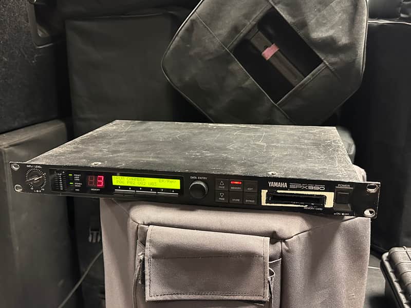 Yamaha SPX990 Professional Multi-Effect Processor image 1