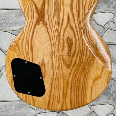 D’Angelico Deluxe Brighton in Vintage Sunburst with Hard Case image 4