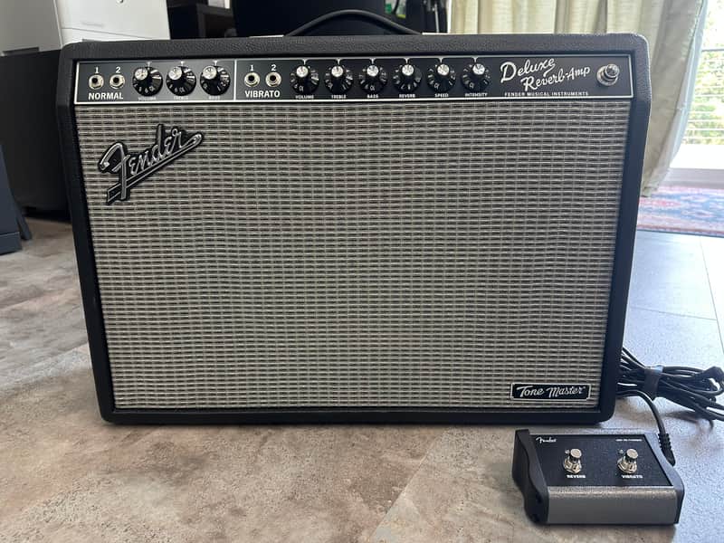 Fender Tone Master Deluxe Reverb 2-Channel 22-Watt 1x12" Digital Guitar Combo 2019 - Present - Black image 1
