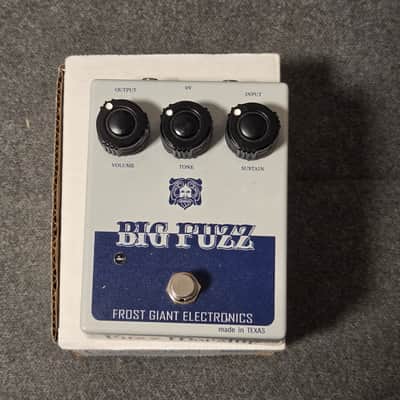 Frost Giant Electronics Big Fuzz Civil War 2023 - White / Blue image 1