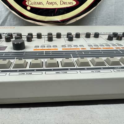 Roland TR-909 tr909 Rhythm Composer Drum Machine 1984 - Local Pickup Only image 5