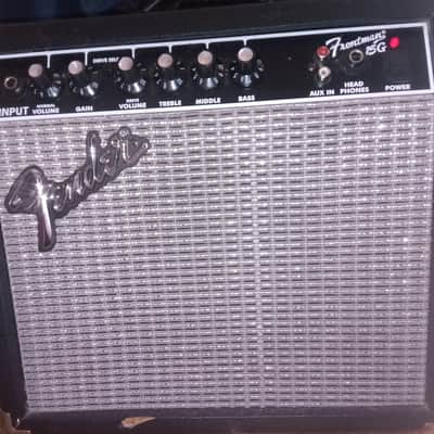 Fender Frontman 15G Series II 2-Channel 15-Watt 1x8" Guitar Practice Amp 2002 - 2010 - Black image 5
