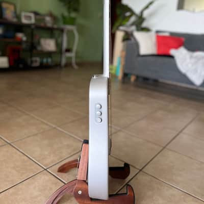 LAVA ME AIR Portable Acoustic/Electric Guitar w/ Bag image 6