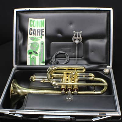 A Conn Shooting Stars Director Bb Cornet in it's Original Real Nice Case & in Great Ready to Play Condition # 9 T image 1