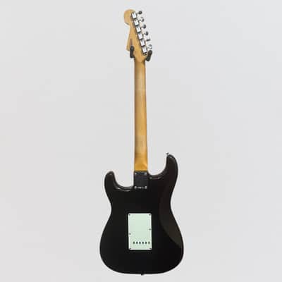 Fender Limited Edition Vintera II Road Worn '60s Stratocaster Electric Guitar - Black image 12