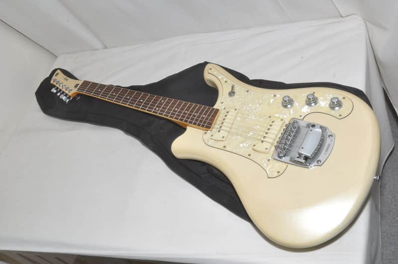 YAMAHA SGV800 SG-5 Electric Guitar Ref No. 7653 image 1