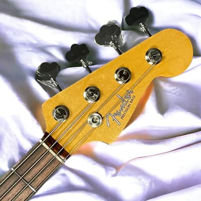 Fender AM Vintage II 1960 P-Bass, 3-Tone Sunburst w/ Rosewood *IN STOCK* image 8