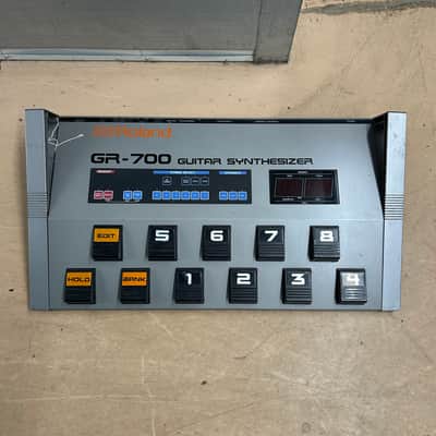 Roland GR-700 For Parts or Repair