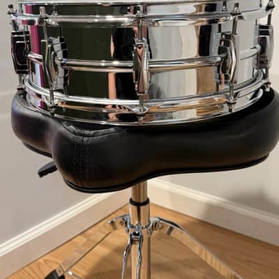 Ludwig No. 400 Super-Ludwig 5x14" 10-Lug Brass Snare Drum with Keystone Badge 1960 - 1963 - Chrome-Plated image 3