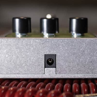 Electro-Harmonix Bass Big Muff Pi Bass Distortion/Sustainer Pedal image 5