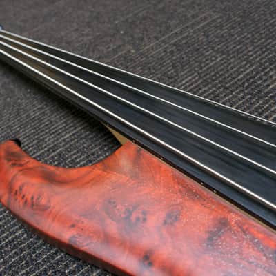 Cort Curbow 4FL Fretless Bass image 6