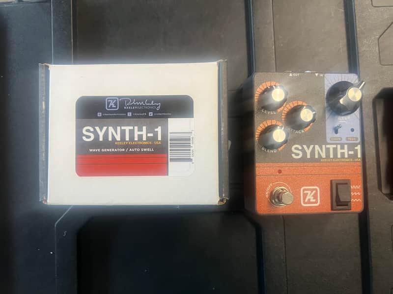 Keeley Synth 1 Reverse Attack Fuzz Wave Generator 2019 - Present - Grey / Red / Blue image 1
