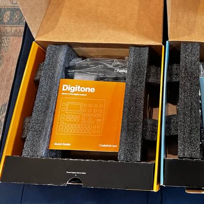 Elektron Digitone FM Synthesizer – Excellent Condition w/ Box