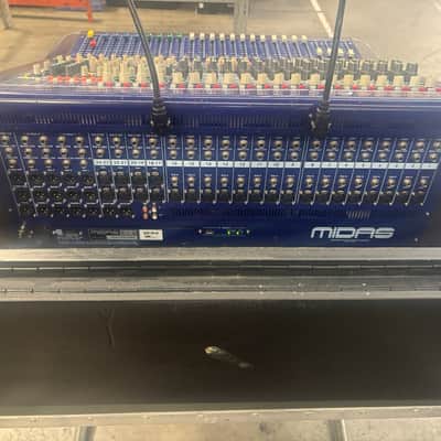 Midas Venice F24 24-Channel Console in case image 2