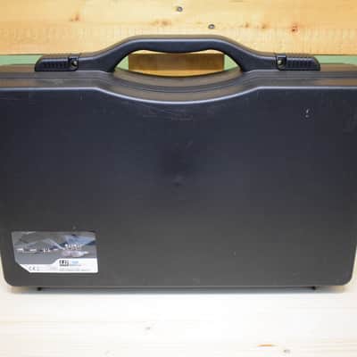 LD Systems U518 BPHH2 Dual UHF Wireless System with 2 bodypack transmitters image 3