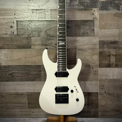 ESP E-II M-II 7B ET - Pearl White w/ Case (EIIMII7BETPW) image 2