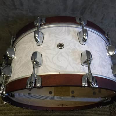 Dixon Classic Series 14x6.5" Maple Wood Hoop Snare-Sub Zero White image 4