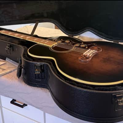 Gibson Custom Shop SJ-200 Quilt Trans-black image 10