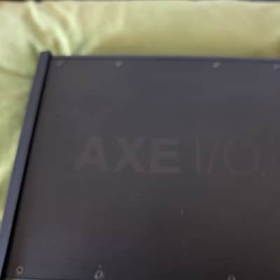 IK Multimedia AXE I/O USB Audio Interface 2019 - Present - Black image 4