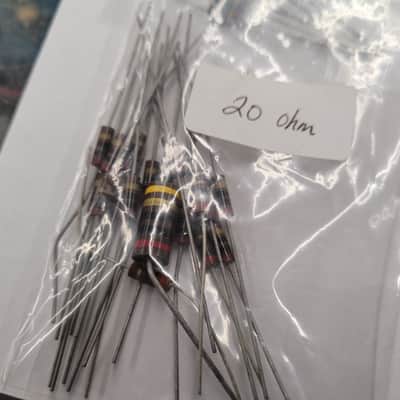 Bag Of Various Capacitors   Brown image 2