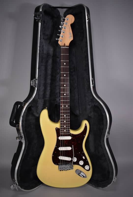 1993 Fender Stratocaster Plus Deluxe | Vintage Blonde W/OHSC image 1