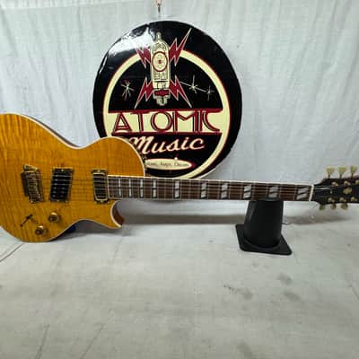 Gibson Nighthawk night hawk Guitar with Case 1995 image 3